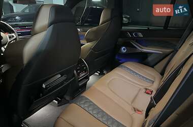 Внедорожник / Кроссовер BMW X5 M 2022 в 