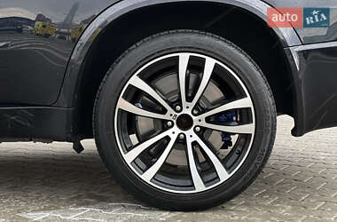 Позашляховик / Кросовер BMW X5 M 2011 в 