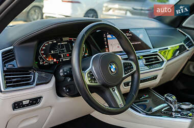 Позашляховик / Кросовер BMW X5 M 2020 в 