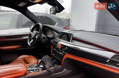 Позашляховик / Кросовер BMW X5 M 2015 в 