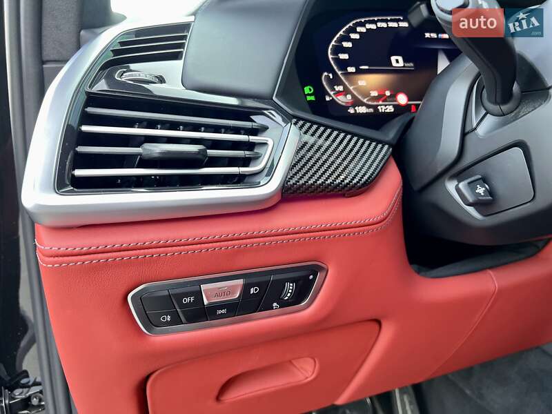 Внедорожник / Кроссовер BMW X5 M 2022 в Киеве