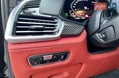 Внедорожник / Кроссовер BMW X5 M 2022 в 