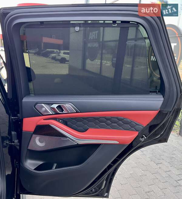 Внедорожник / Кроссовер BMW X5 M 2022 в Киеве