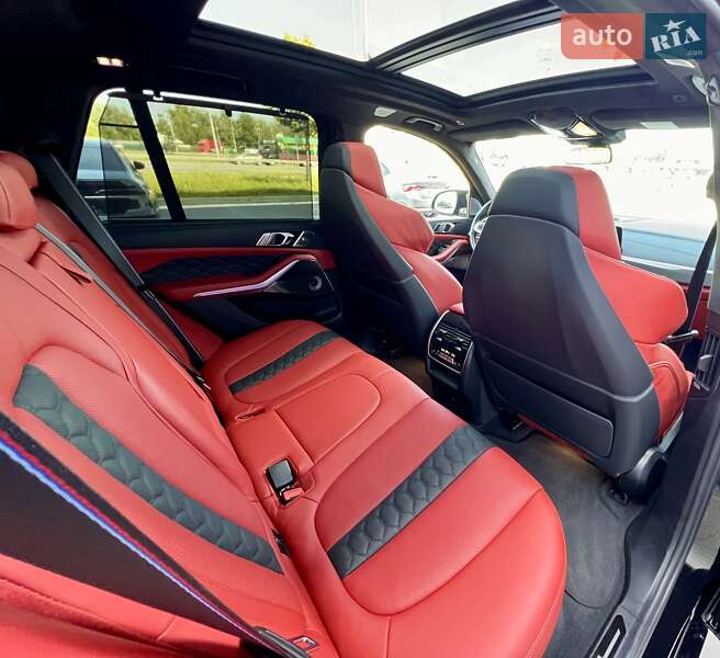 Внедорожник / Кроссовер BMW X5 M 2022 в Киеве