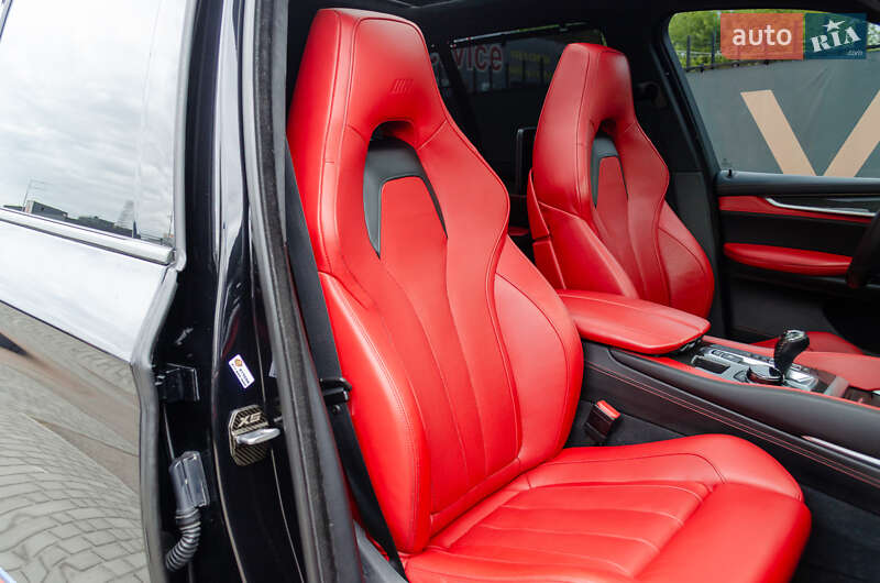 Внедорожник / Кроссовер BMW X5 M 2016 в Киеве