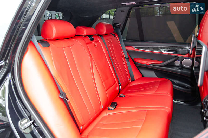 Внедорожник / Кроссовер BMW X5 M 2016 в Киеве