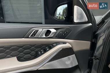 Внедорожник / Кроссовер BMW X5 M 2022 в 