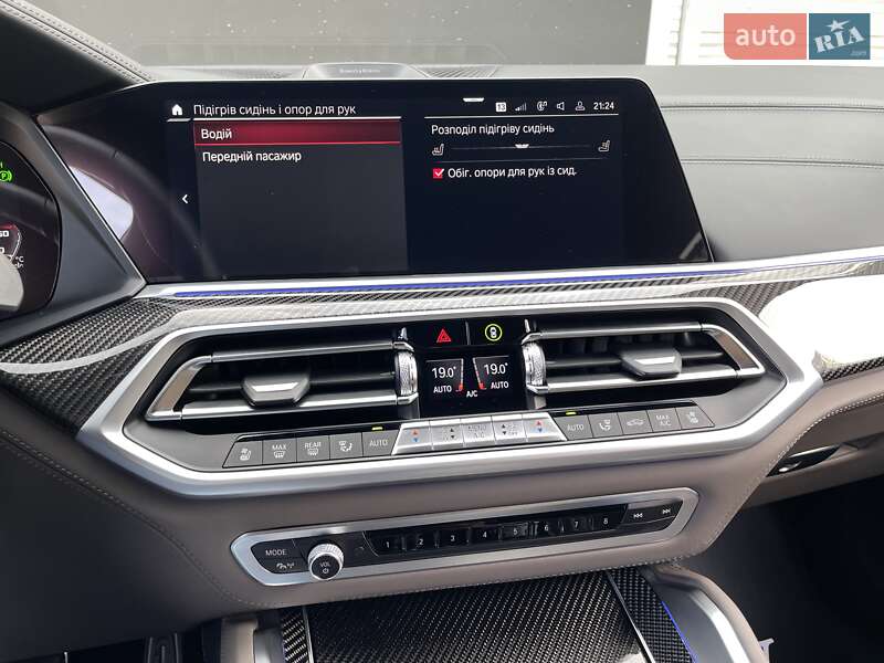 Внедорожник / Кроссовер BMW X5 M 2022 в Киеве