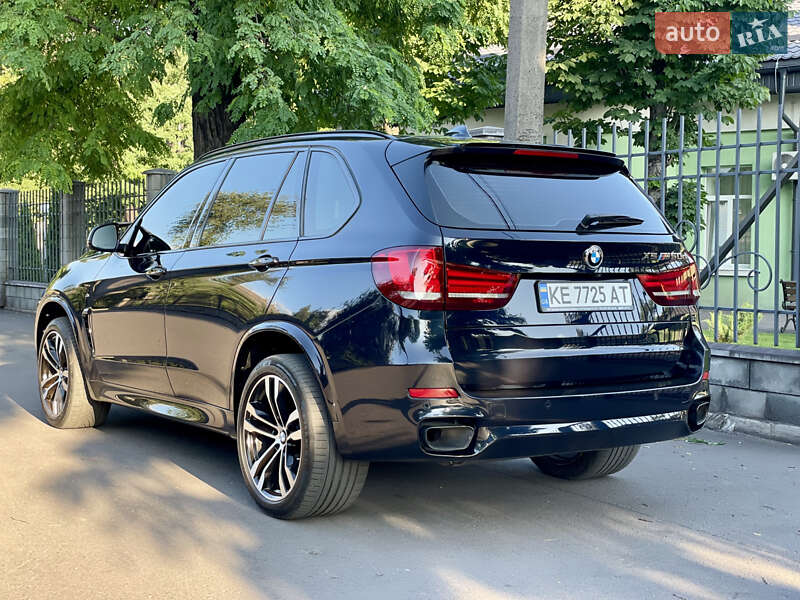 Внедорожник / Кроссовер BMW X5 M 2015 в Каменском