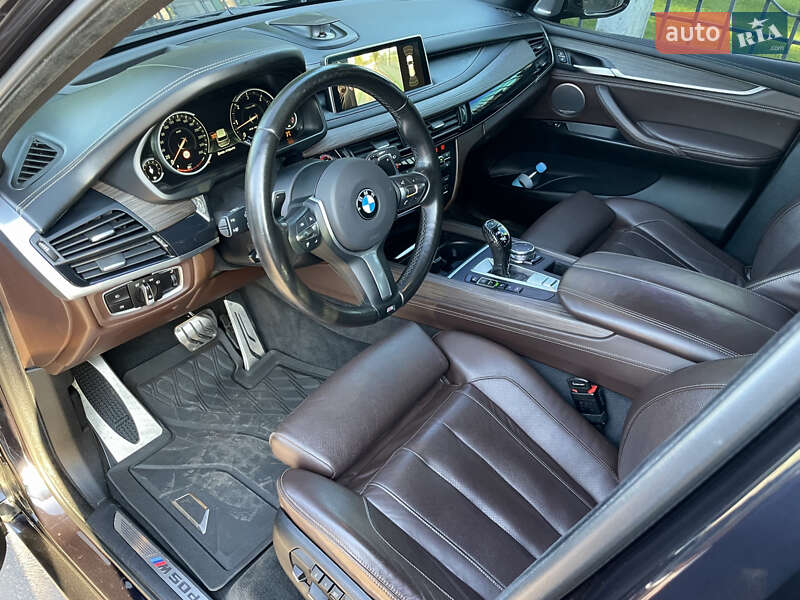 Внедорожник / Кроссовер BMW X5 M 2015 в Каменском