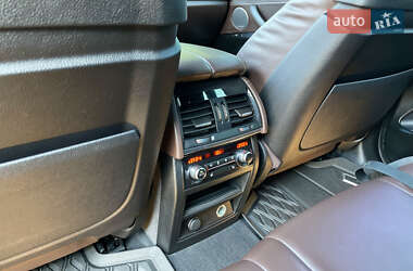 Внедорожник / Кроссовер BMW X5 M 2015 в 