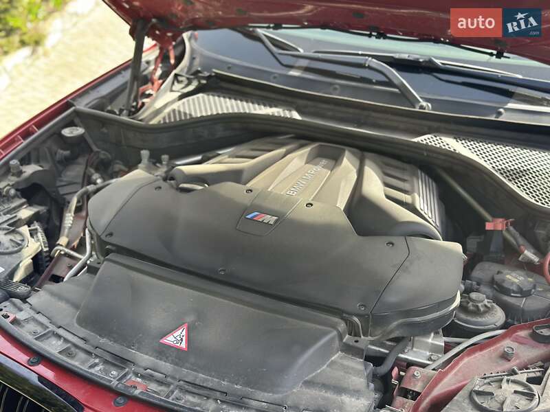 Позашляховик / Кросовер BMW X5 M 2017 в Рівному