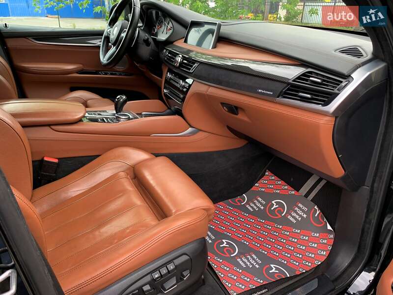 Внедорожник / Кроссовер BMW X5 M 2016 в Киеве