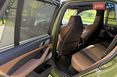Внедорожник / Кроссовер BMW X5 M 2022 в 
