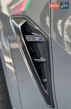 Позашляховик / Кросовер BMW X5 M 2022 в 