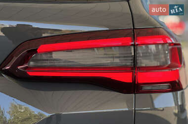 Позашляховик / Кросовер BMW X5 M 2022 в 