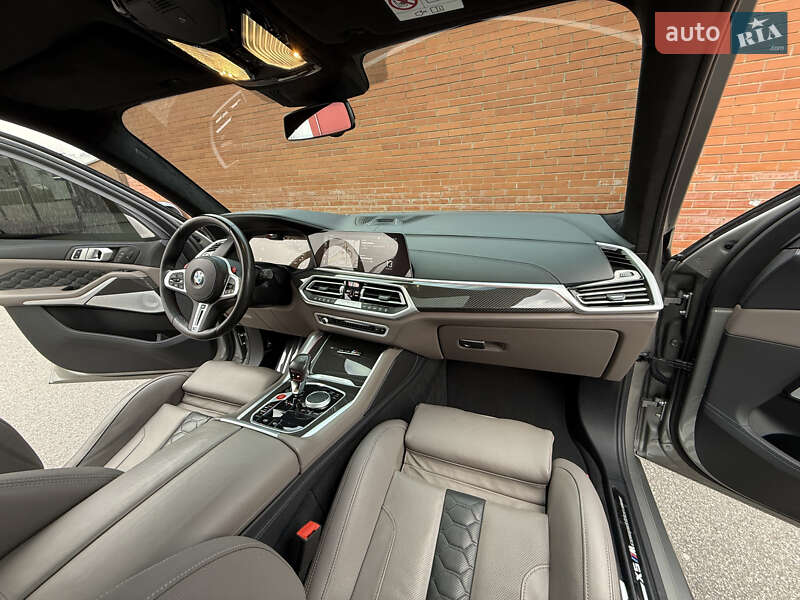 Внедорожник / Кроссовер BMW X5 M 2022 в Киеве