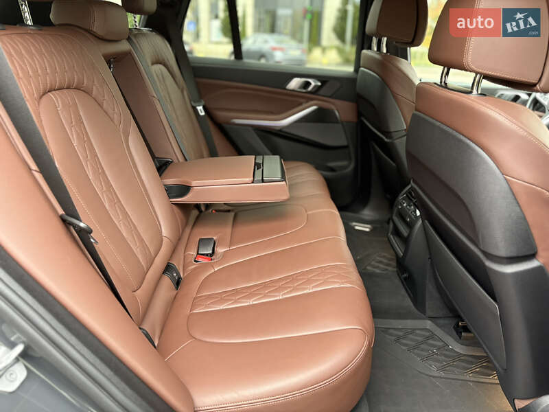 Внедорожник / Кроссовер BMW X5 M 2023 в Киеве фото 21 Внедорожник / Кроссовер BMW X5 M 2023 в Киеве