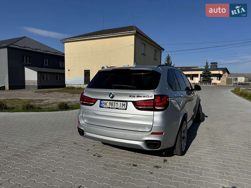 Внедорожник / Кроссовер BMW X5 M 2017 в Сарнах фото 10 Внедорожник / Кроссовер BMW X5 M 2017 в Сарнах
