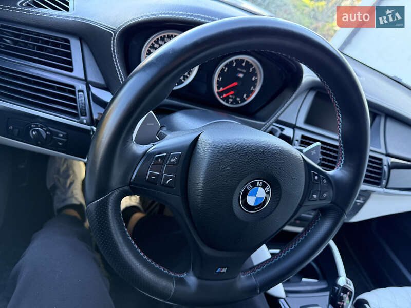 Внедорожник / Кроссовер BMW X5 M 2010 в Нововолынске