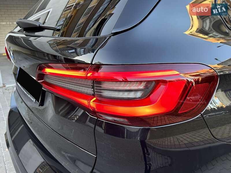 Внедорожник / Кроссовер BMW X5 M 2021 в Киеве