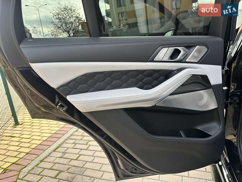 Внедорожник / Кроссовер BMW X5 M 2021 в Киеве