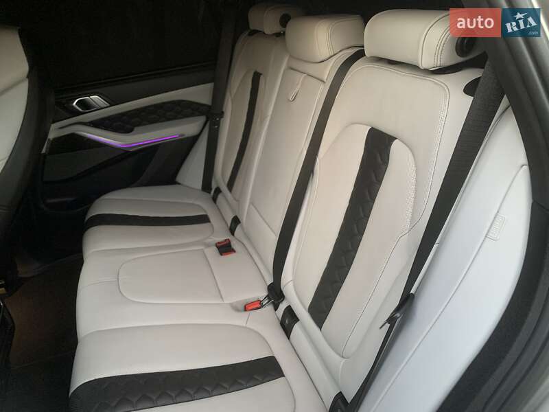 Позашляховик / Кросовер BMW X5 M 2020 в Дрогобичі фото 28 Позашляховик / Кросовер BMW X5 M 2020 в Дрогобичі