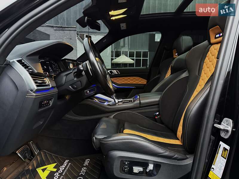 Внедорожник / Кроссовер BMW X5 M 2022 в Киеве