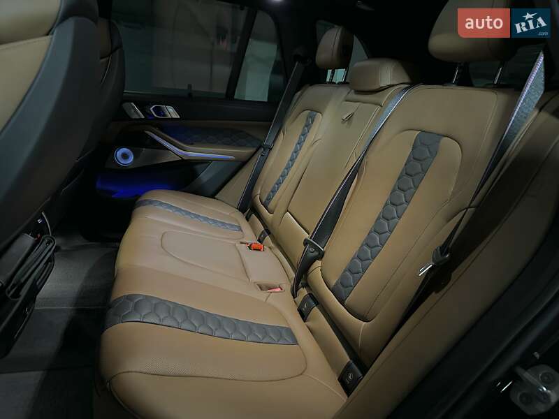 Внедорожник / Кроссовер BMW X5 M 2022 в Днепре