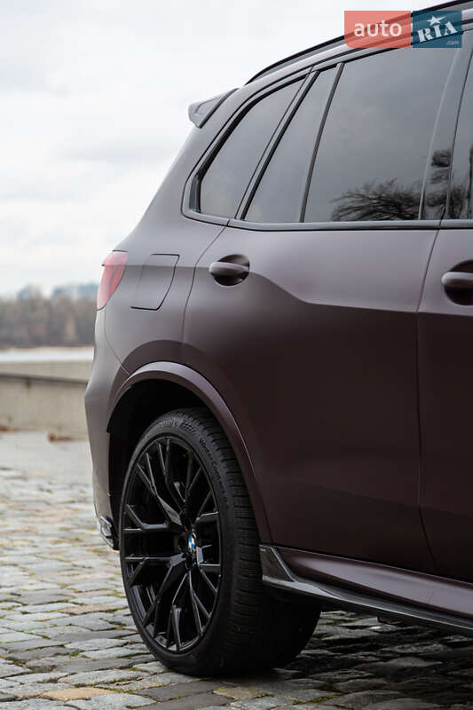 Позашляховик / Кросовер BMW X5 M 2022 в Києві