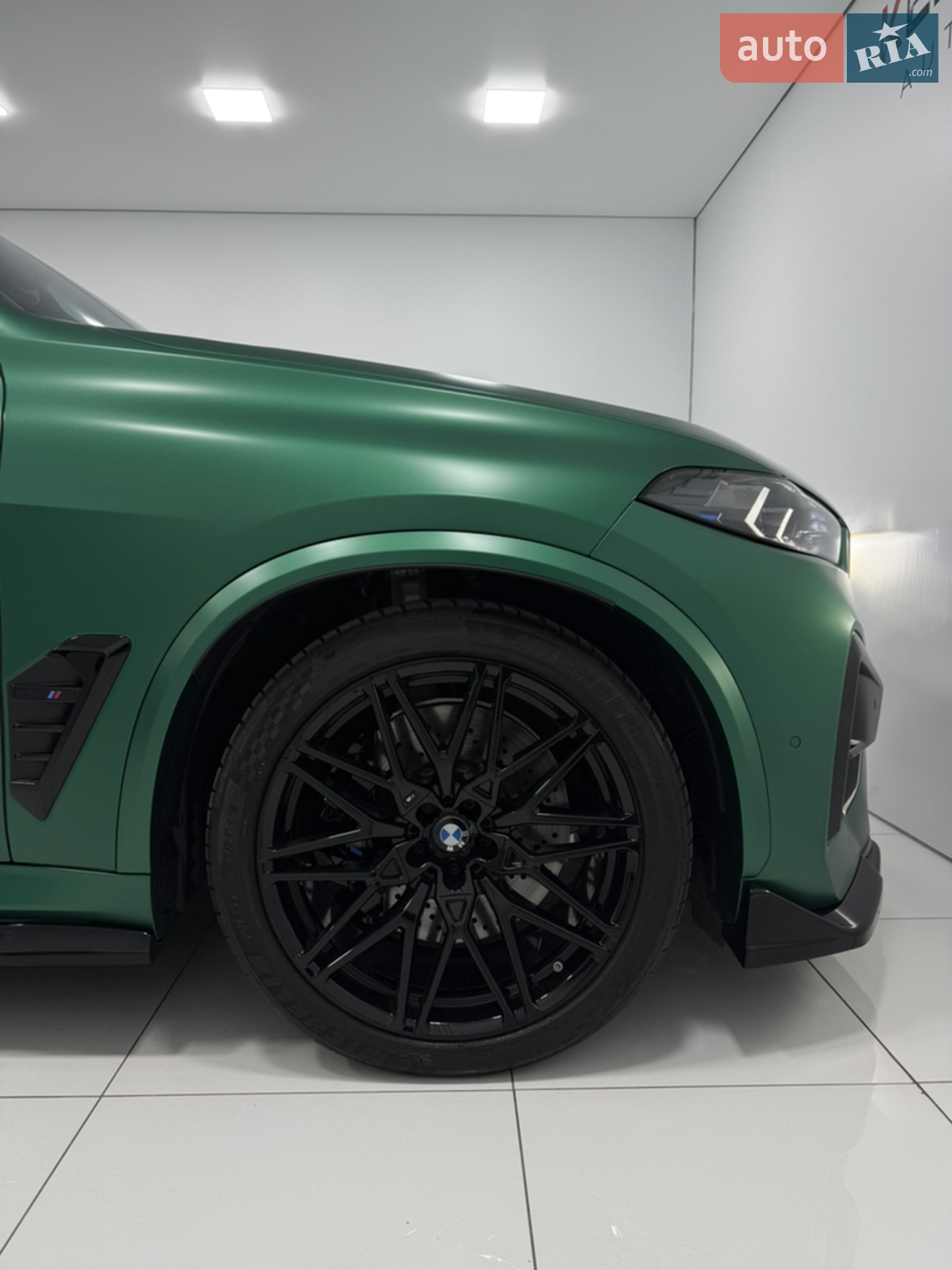 2023 BMW X5 M - мініатюра 16