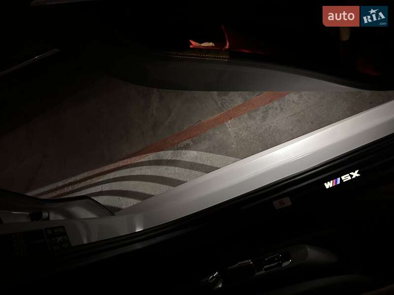 Внедорожник / Кроссовер BMW X5 M 2022 в Киеве