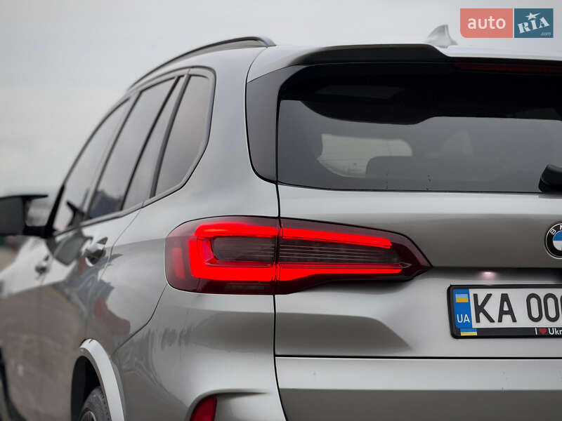 Позашляховик / Кросовер BMW X5 M 2020 в Києві