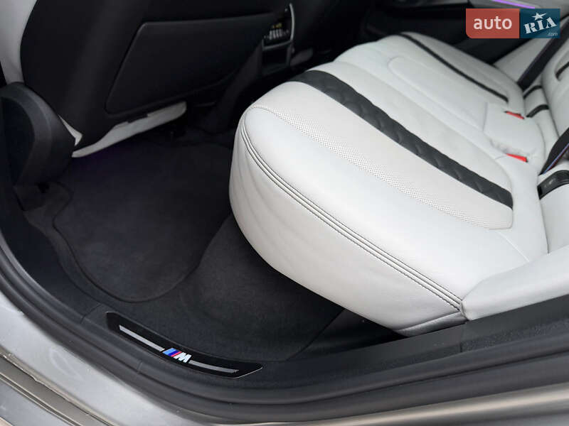 Позашляховик / Кросовер BMW X5 M 2020 в Києві