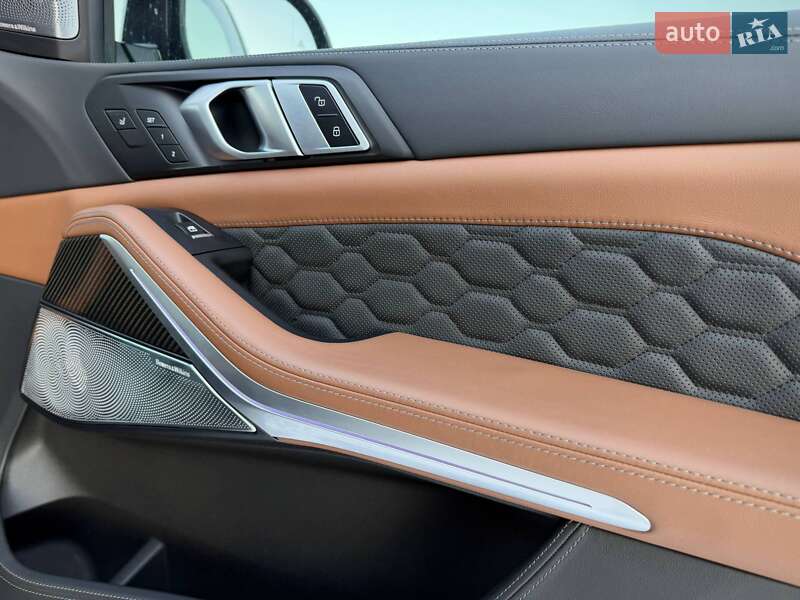 Позашляховик / Кросовер BMW X5 M 2024 в Києві