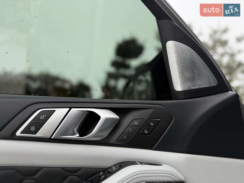 Внедорожник / Кроссовер BMW X5 M 2022 в Львове