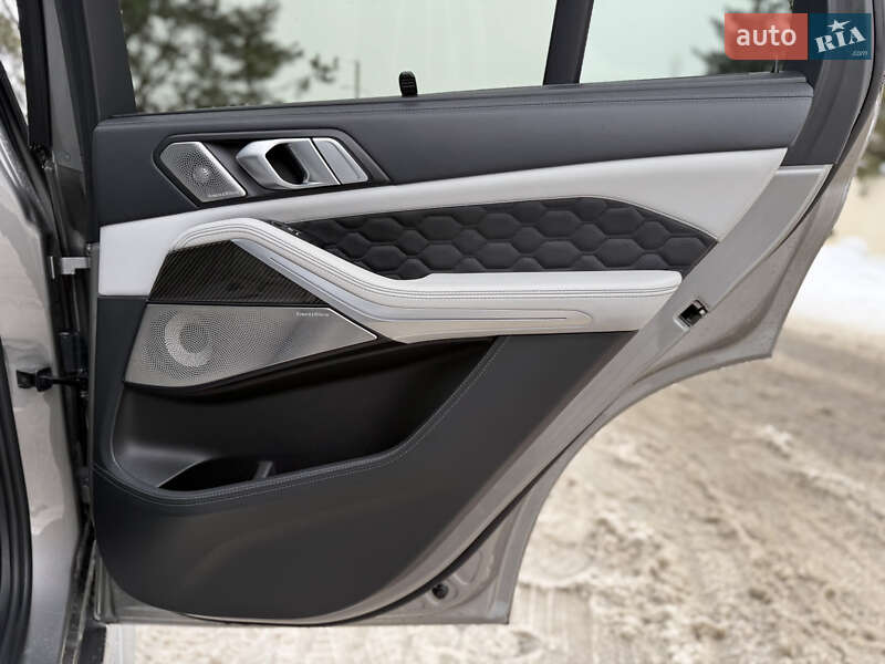 Внедорожник / Кроссовер BMW X5 M 2022 в Львове