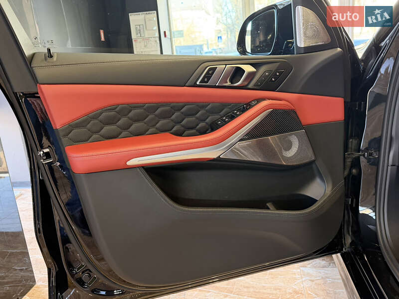 Внедорожник / Кроссовер BMW X5 M 2022 в Киеве