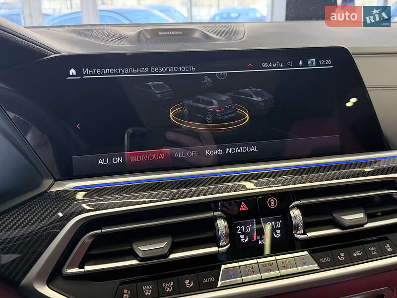 Внедорожник / Кроссовер BMW X5 M 2022 в Киеве