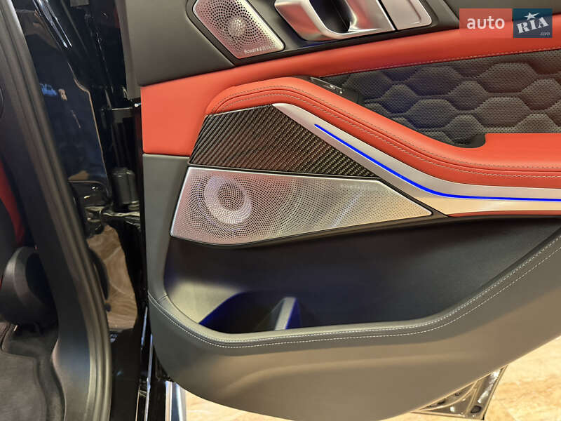 Внедорожник / Кроссовер BMW X5 M 2022 в Киеве