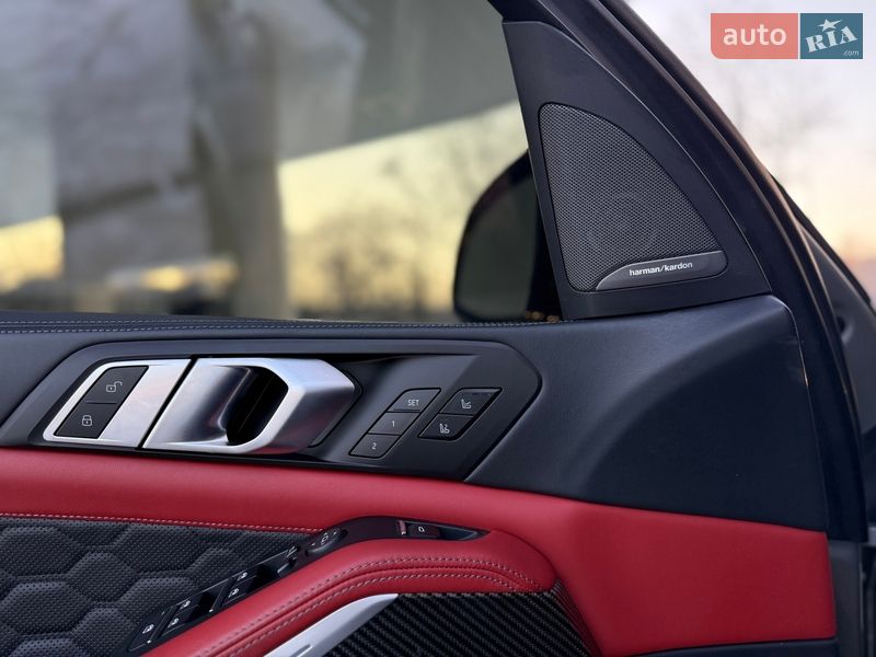 Позашляховик / Кросовер BMW X5 M 2021 в Дніпрі