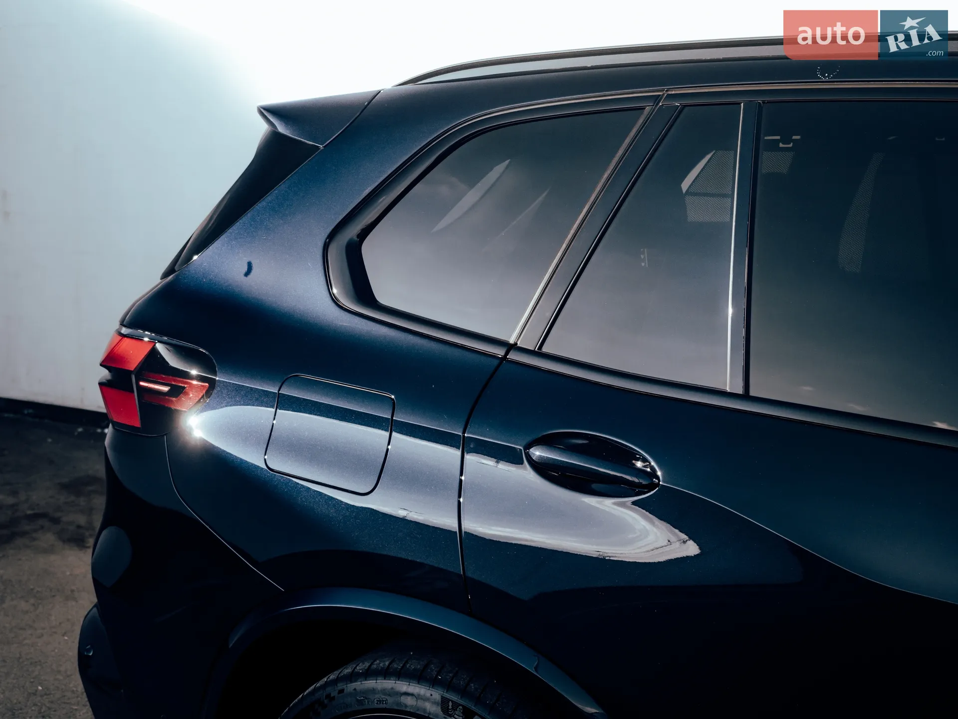 2023 BMW X5 M - мініатюра 18