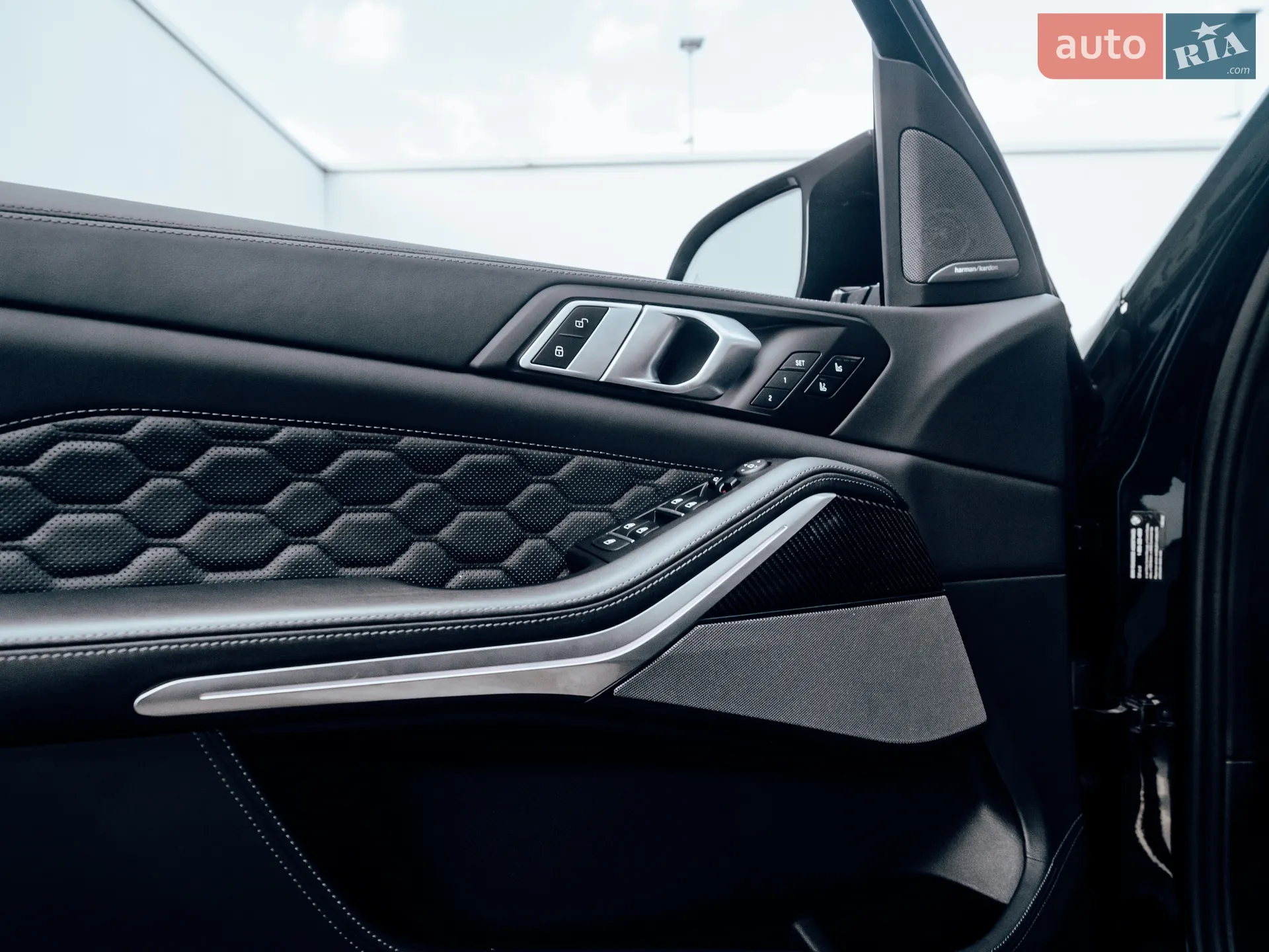 2023 BMW X5 M - мініатюра 43