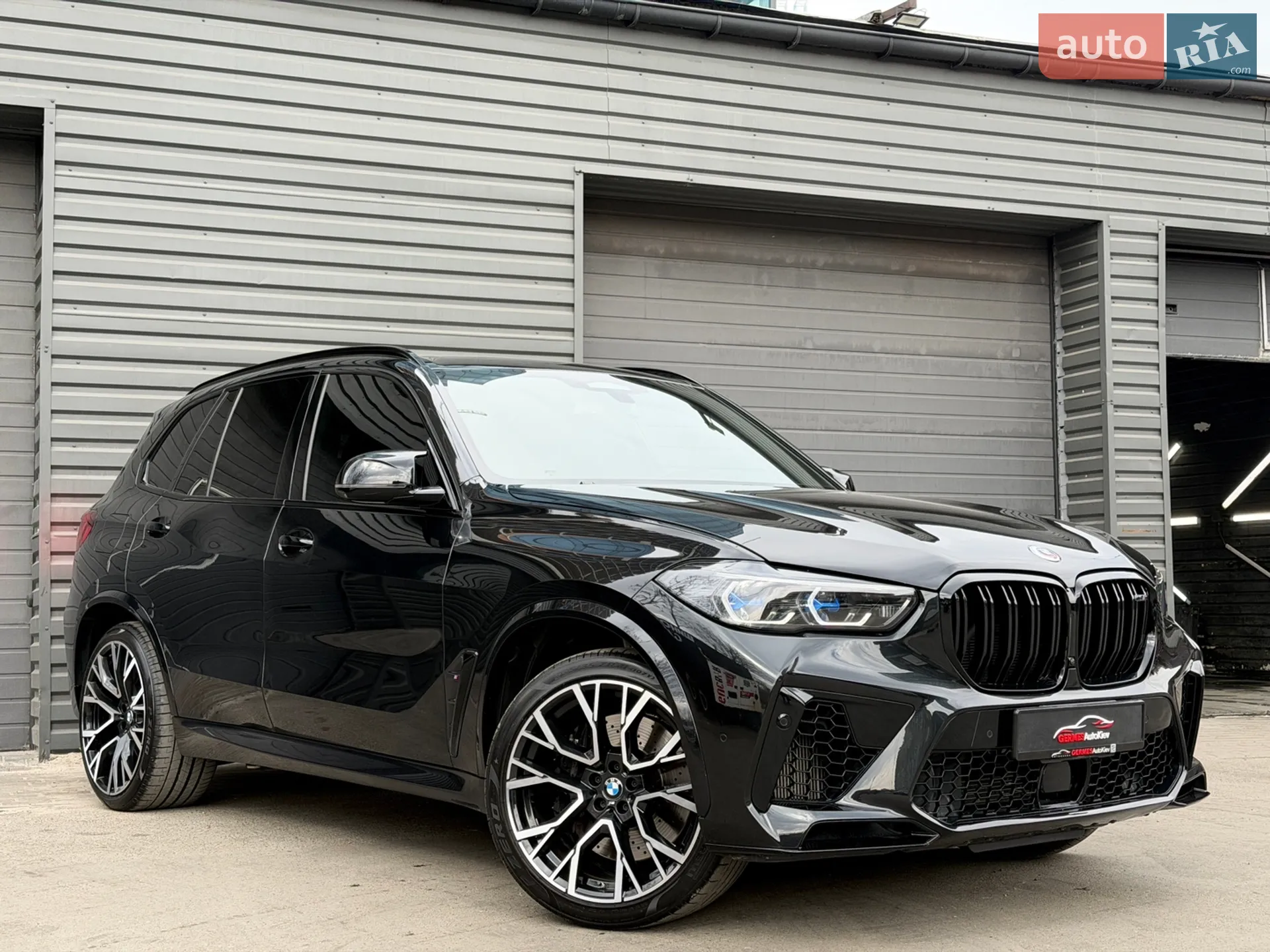 2023 BMW X5 M - мініатюра 3