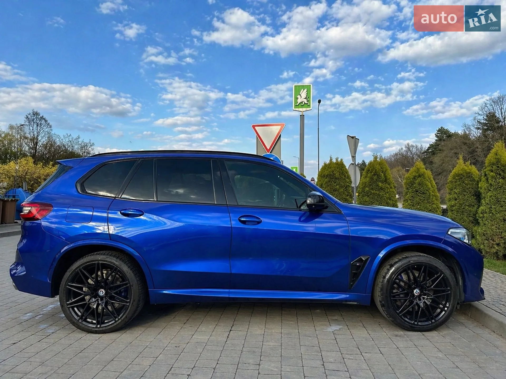 2020 BMW X5 M - мініатюра 4