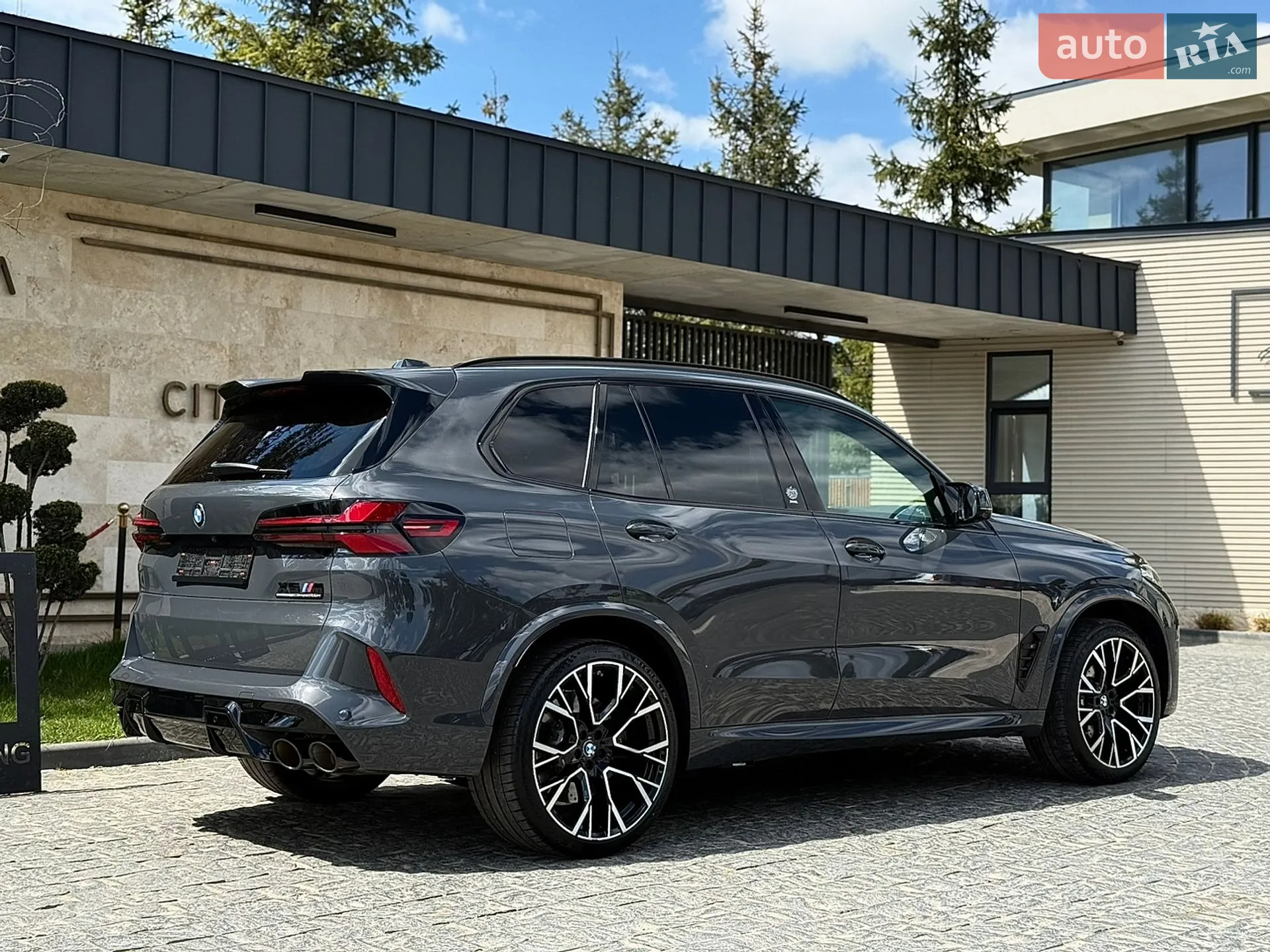 2024 BMW X5 M - мініатюра 24