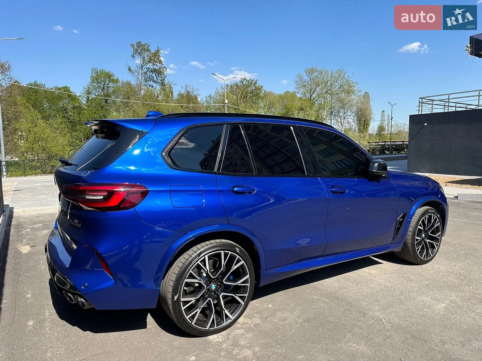 2022 BMW X5 M - мініатюра 7