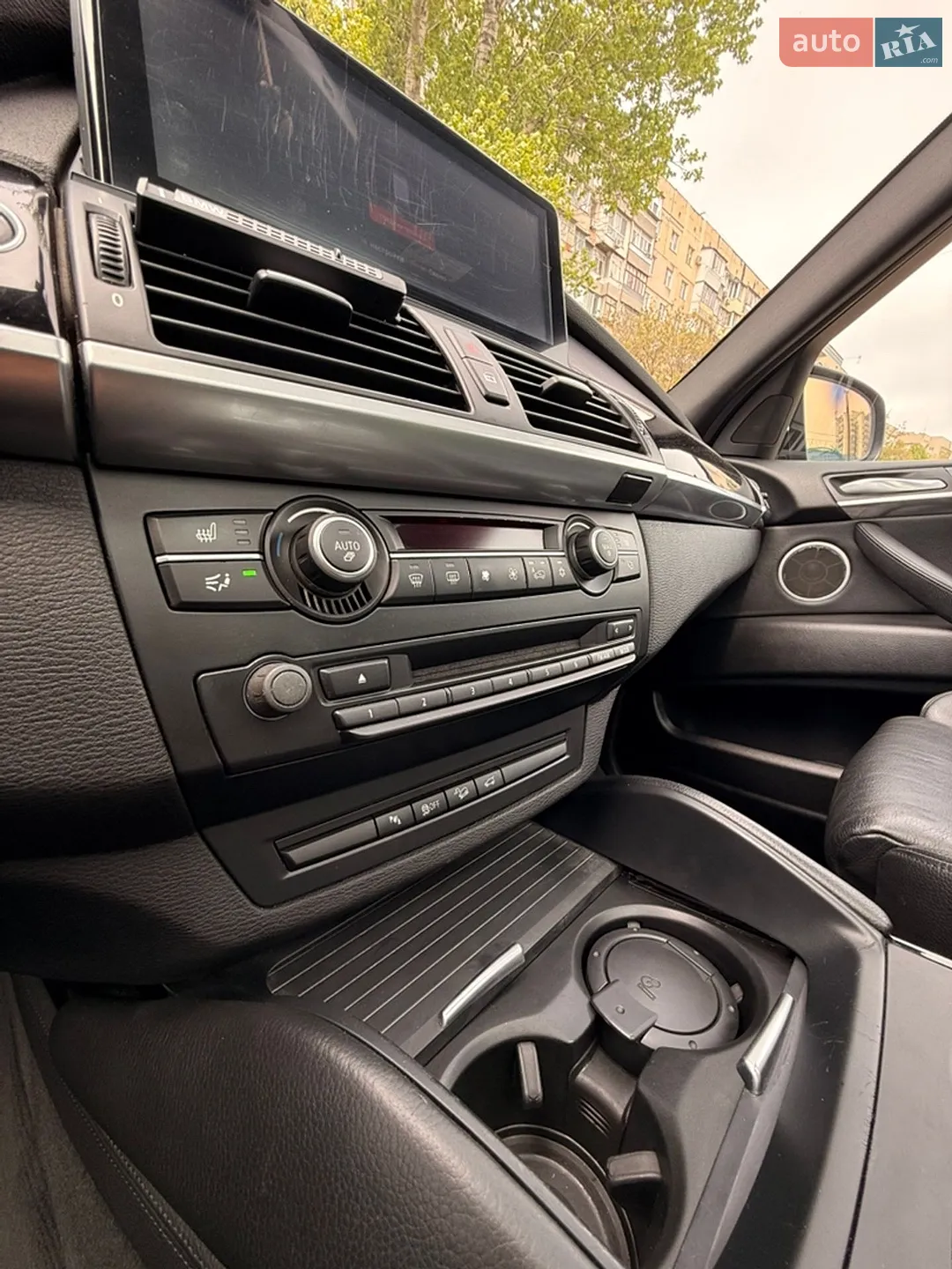 2010 BMW X5 M - мініатюра 18