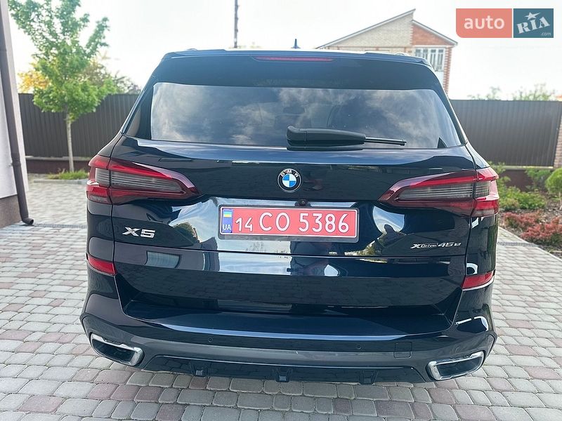 Внедорожник / Кроссовер BMW X5 M 2021 в Виннице