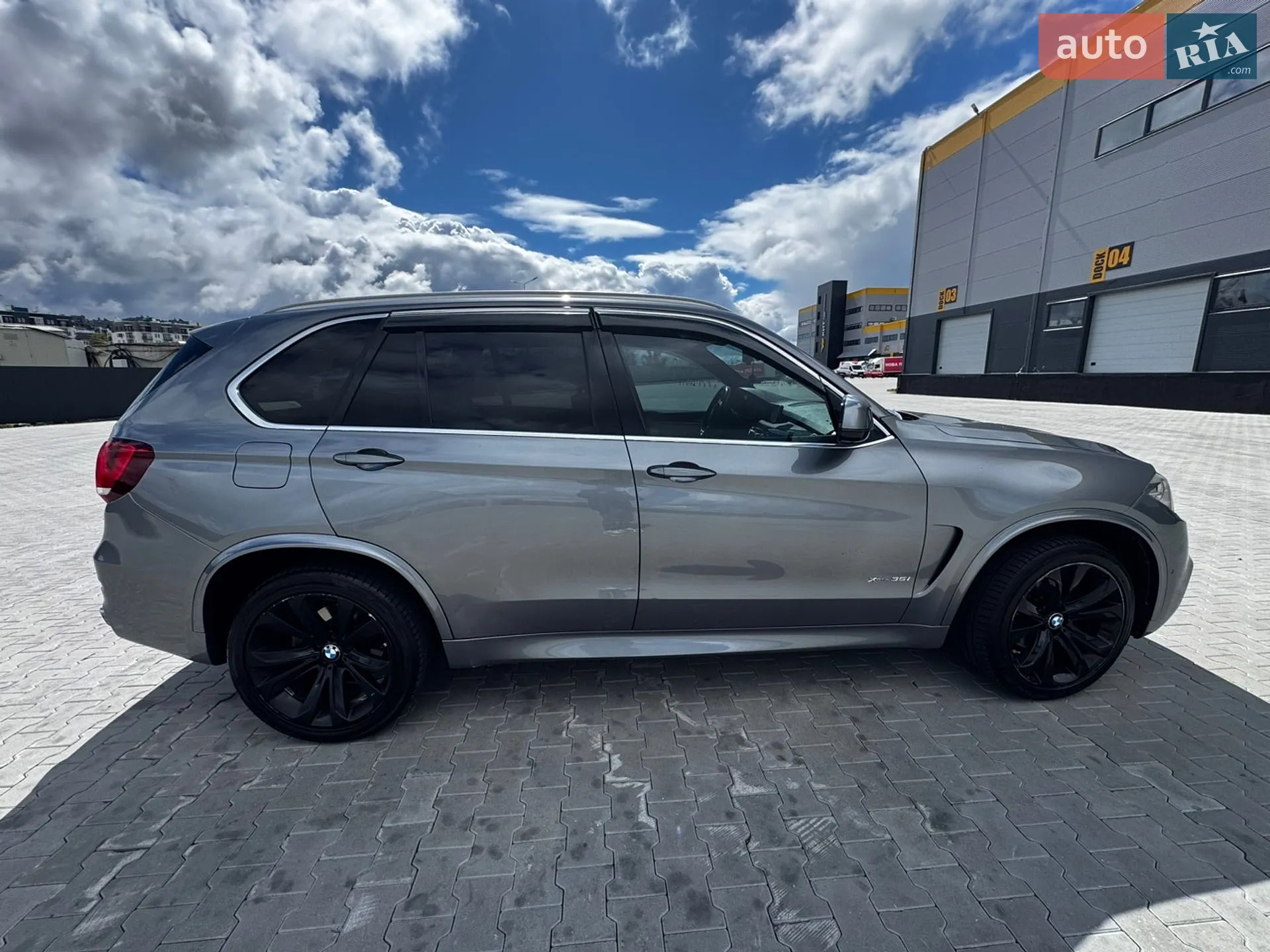 2017 BMW X5 M - мініатюра 3